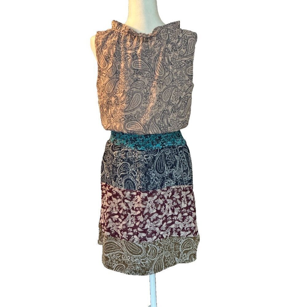 Womens Cabi Sleeveless Dani Paisley Tiered smocked waist Dress Sleeveless Size S - Picture 3 of 13
